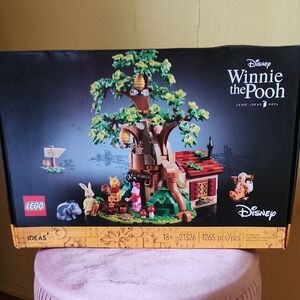 LEGO Disney Winnie the Pooh Treehouse Set